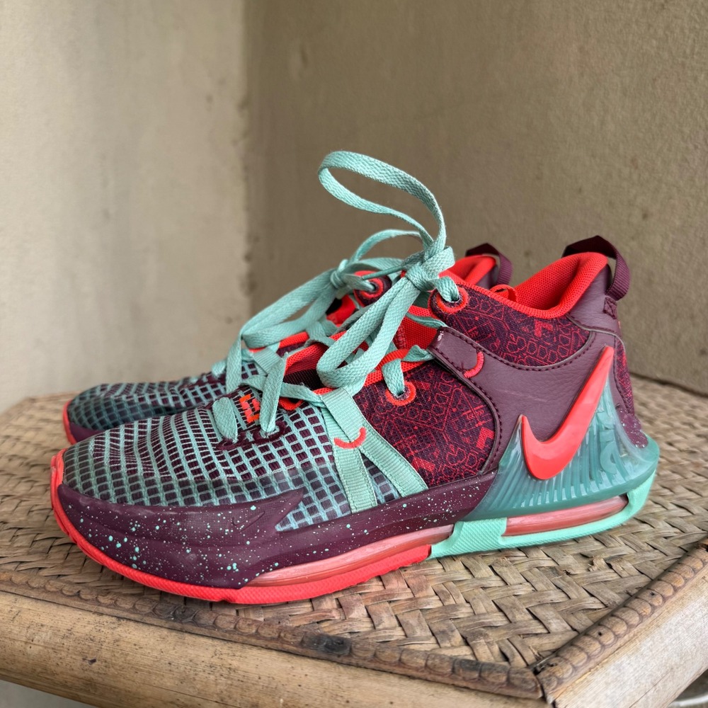 Nike LeBron 19 Kids Size 4.5Y Burgundy Mint Crimson Basketball Shoes Multicolod